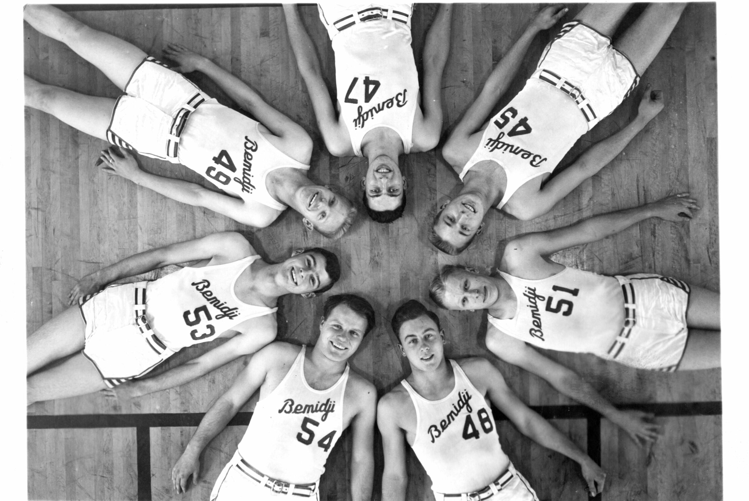 Men's basketball team (1940)