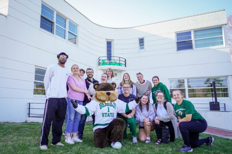 Bemidji State Grads Cement Time On Campus With Inaugural Senior Time ...