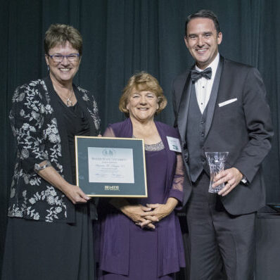 Suzanne (Aultman) Kringen '73 receives her Alumni Service Award