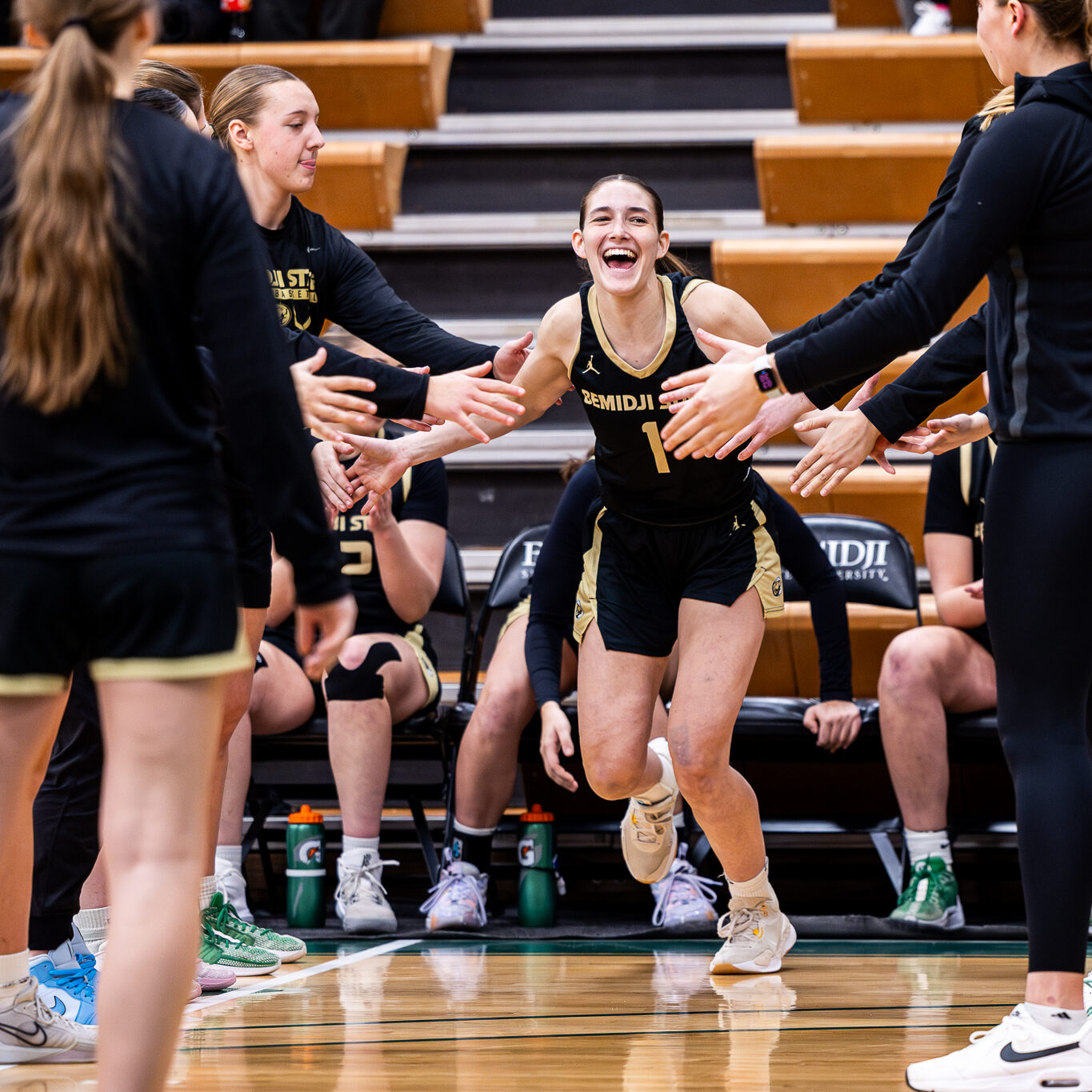 Women's basketball Amme Sheforgen